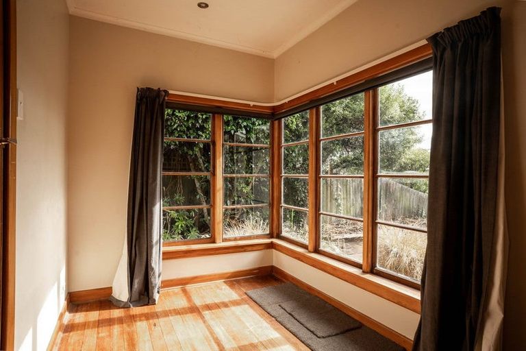 Photo of property in 284 Riverlaw Terrace, Saint Martins, Christchurch, 8022