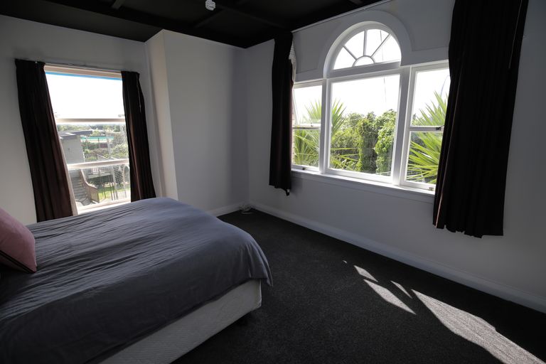 Photo of property in 22 Windsor Road, Maeroa, Hamilton, 3200