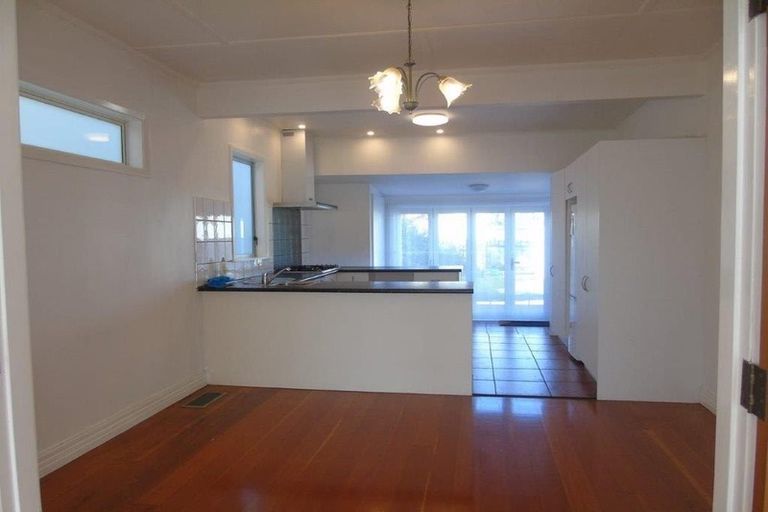 Photo of property in 18 Pilmuir Street, Hutt Central, Lower Hutt, 5010