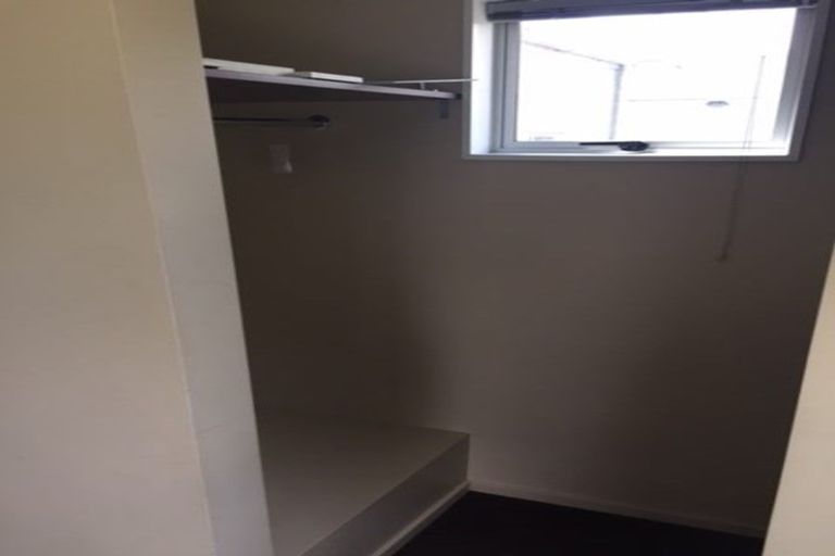 Photo of property in 2a Defoe Place, Waltham, Christchurch, 8023