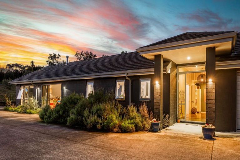 Photo of property in 210a Glenmore Road, Coatesville, Albany, 0793