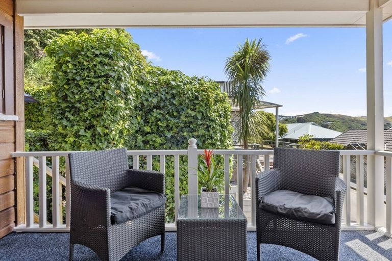 Photo of property in 1 Kate Way, Karori, Wellington, 6012