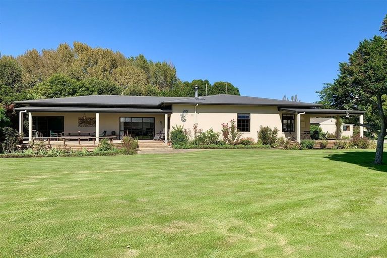 Photo of property in 105 Lindsay Road, Waipukurau, 4283