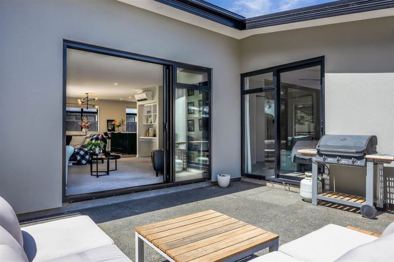 Photo of property in 7 Crossley Avenue, Woodend, 7610