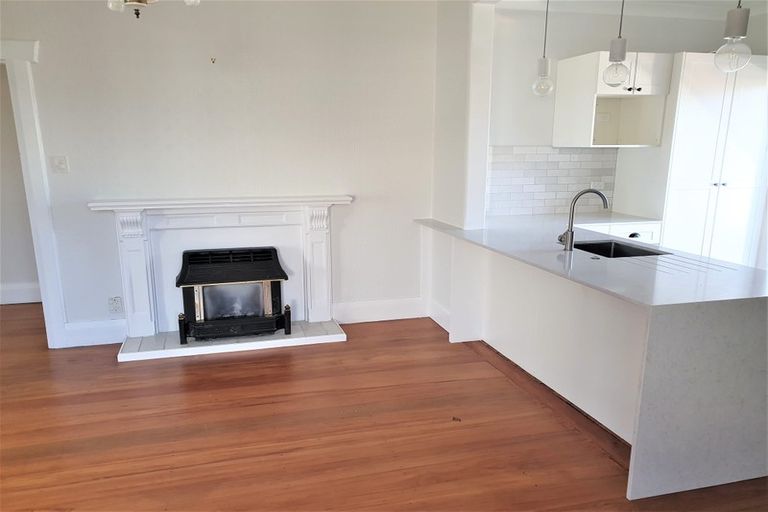 Photo of property in 14 Norton Park Avenue, Fairfield, Lower Hutt, 5011