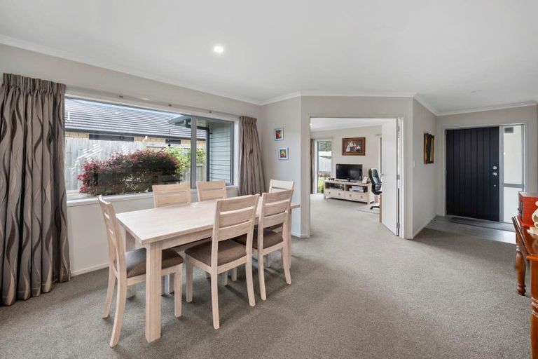 Photo of property in 12 Oakland Place, Ngongotaha, Rotorua, 3010