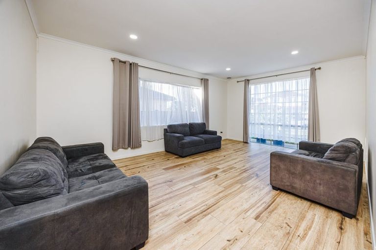 Photo of property in 87 Middlefield Drive, Flat Bush, Auckland, 2016