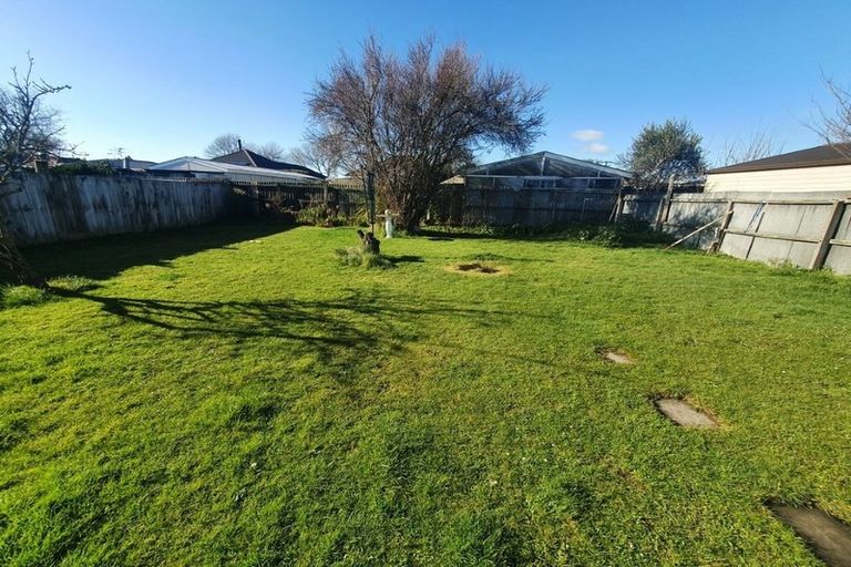 Photo of property in 32 Pembroke Street, Avondale, Christchurch, 8061