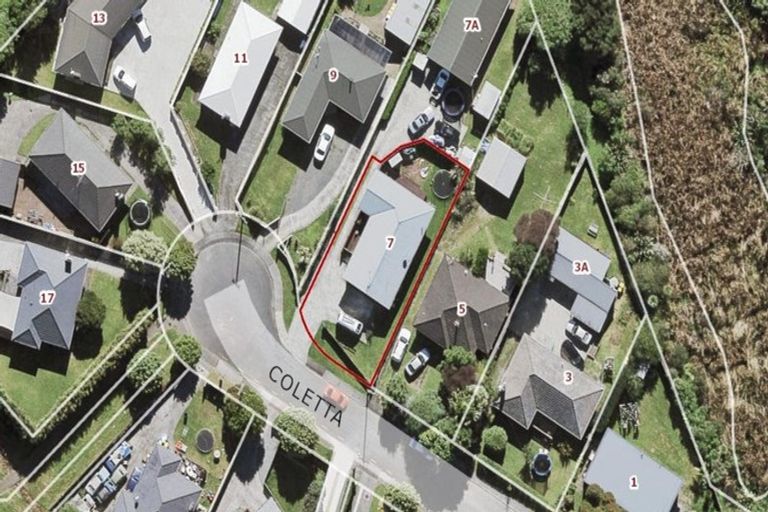 Photo of property in 7 Coletta Lane, Te Atatu South, Auckland, 0610