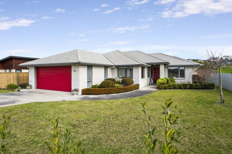 Photo of property in 12 Vantage Place, Omokoroa, 3114
