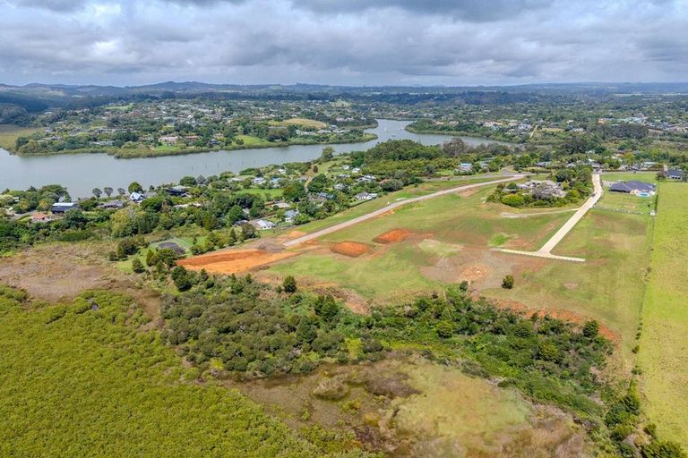 Photo of property in 77 Skudders Beach Road, Kerikeri, 0294