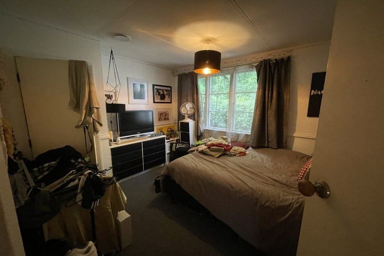 Photo of property in 23a Awanui Street, Merrilands, New Plymouth, 4312