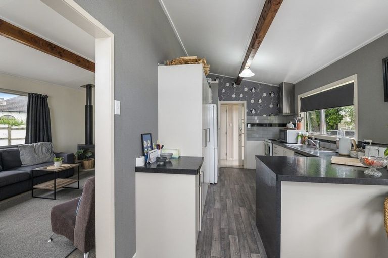 Photo of property in 6 Windsor Place, Levin, 5510