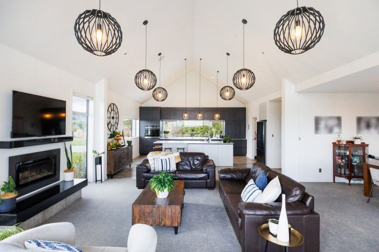 Photo of property in 39 Branksome Place, Aokautere, Palmerston North, 4471