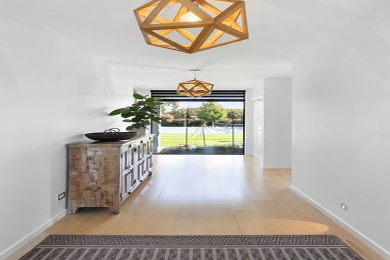 Photo of property in 18 Quarters Place, Halswell, Christchurch, 8025