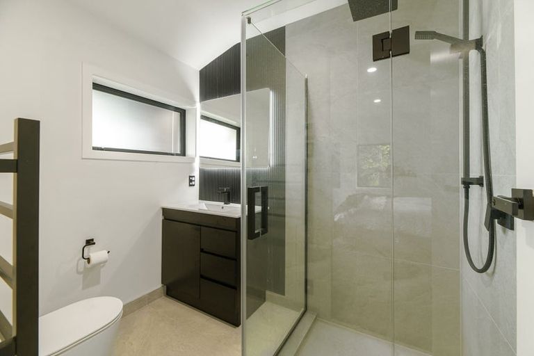 Photo of property in 441 Titirangi Road, Titirangi, Auckland, 0604