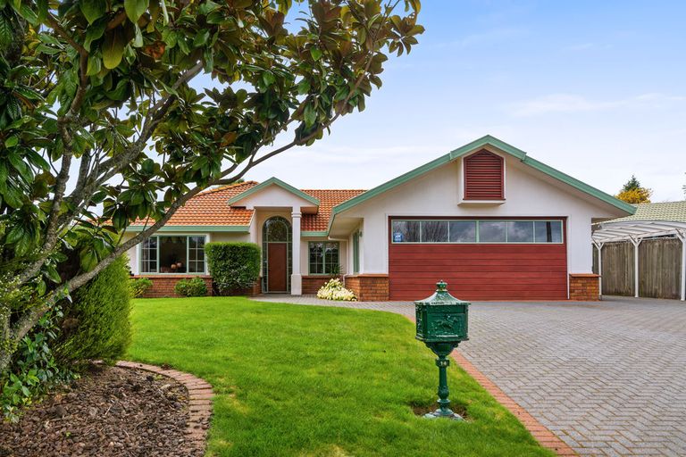 Photo of property in 14 Kahurangi Drive, Lynmore, Rotorua, 3010