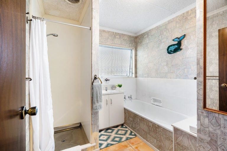 Photo of property in 19 Titoki Crescent, Pirimai, Napier, 4112