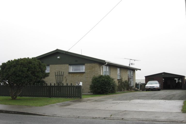 Photo of property in 76 Dipton Street, Kingswell, Invercargill, 9812