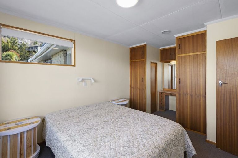 Photo of property in 21b Avalon Crescent, Fernhill, Queenstown, 9300