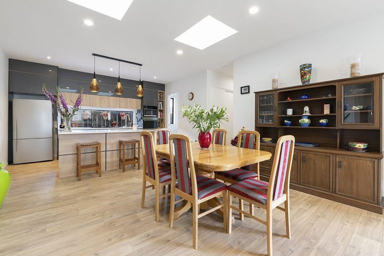 Photo of property in 29 Papa Orchard Drive, Kumeu, 0810