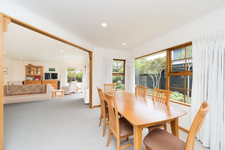Photo of property in 88 Clifton Terrace, Fitzherbert, Palmerston North, 4410
