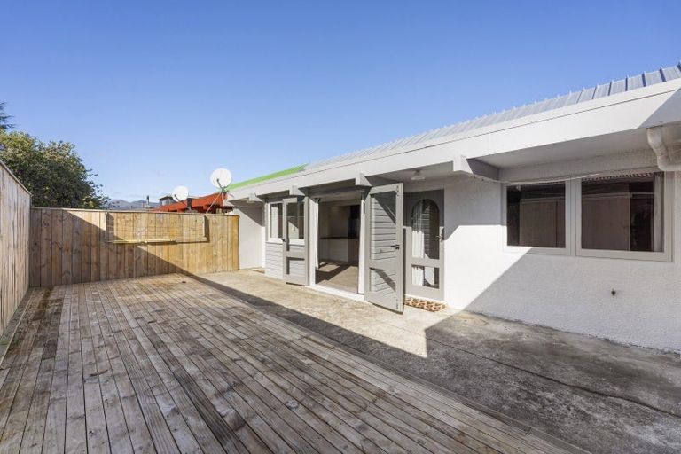 Photo of property in 2/8 Parker Avenue, Levin, 5510