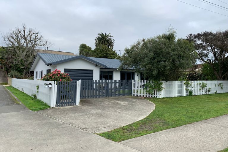 Photo of property in 77 Aranui Road, Mapua, 7005