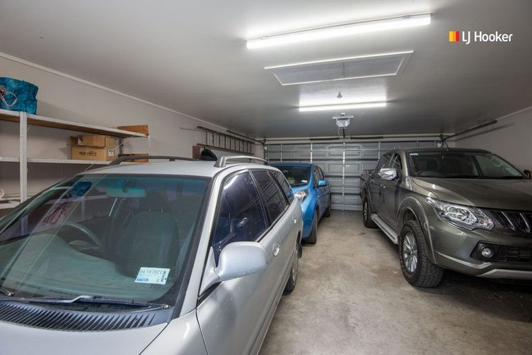 Photo of property in 38 Braeside, Kinmont Park, Mosgiel, 9024