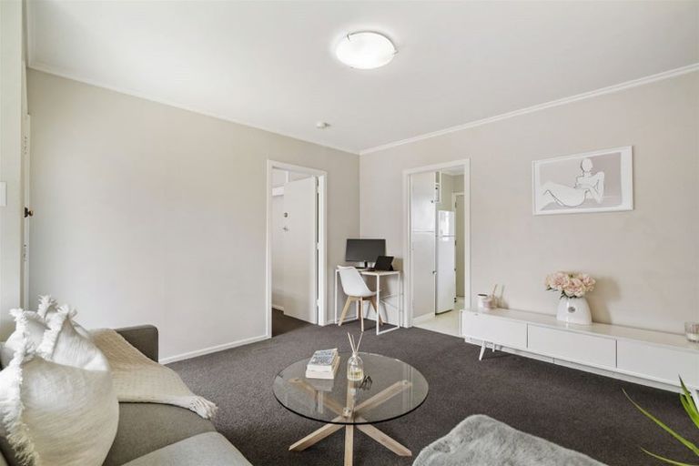 Photo of property in 2/38 Jutland Road, Hauraki, Auckland, 0622