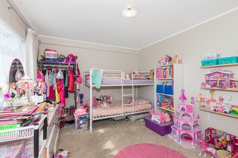 Photo of property in 1/44 Marriott Road, Pakuranga, Auckland, 2010