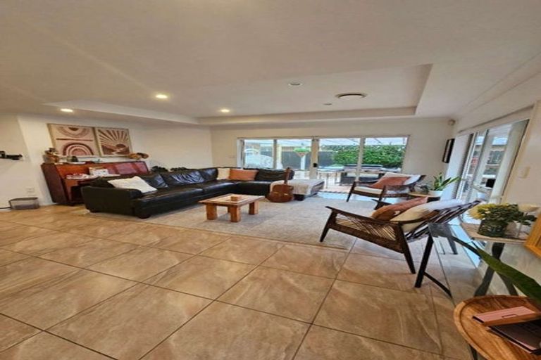 Photo of property in 15 Keppoch Court, Dannemora, Auckland, 2016