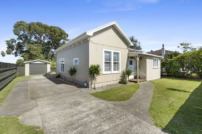 Photo of property in 28 Summerhays Street, Terrace End, Palmerston North, 4410