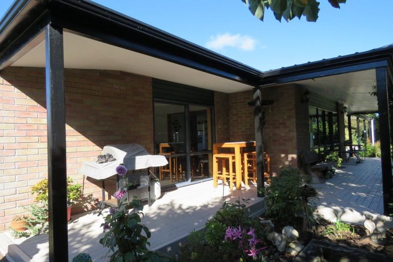 Photo of property in 19 Kew Road, Westport, 7825