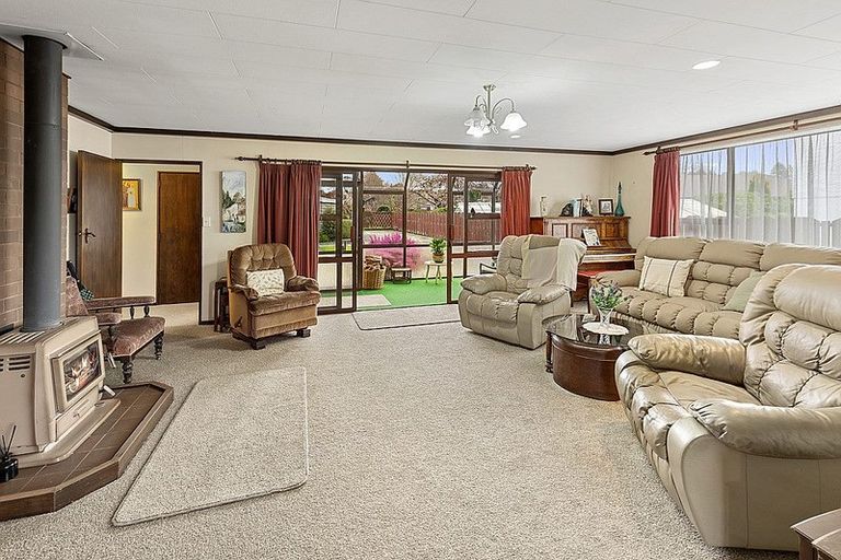 Photo of property in 12 Kakapo Street, Gore, 9710