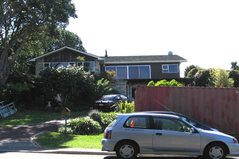 Photo of property in 10 Rewi Street, Torbay, Auckland, 0630