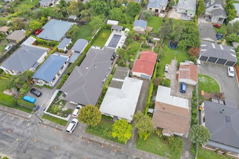 Photo of property in 73 Corson Avenue, Beckenham, Christchurch, 8023