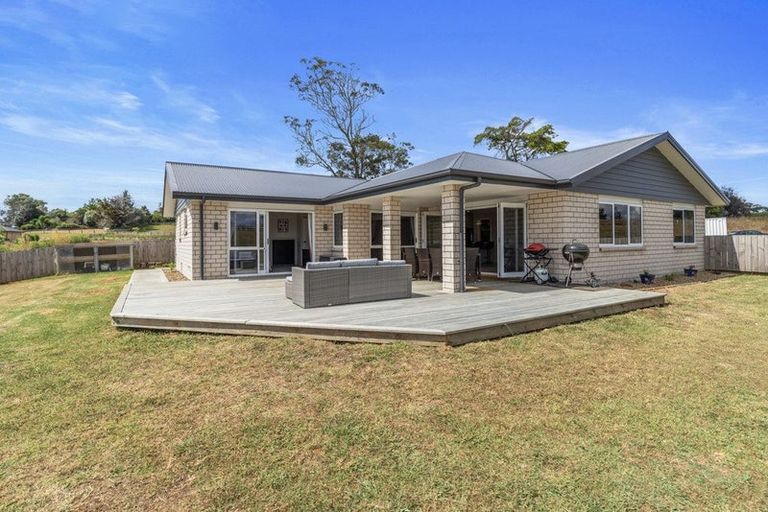Photo of property in 6 Vineyard Road, Te Kauwhata, 3782