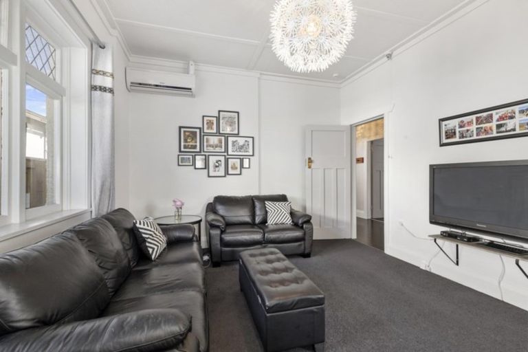 Photo of property in 52 William Street, Petone, Lower Hutt, 5012