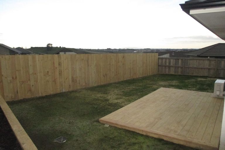 Photo of property in 11 Waireka Road, Rototuna North, Hamilton, 3210