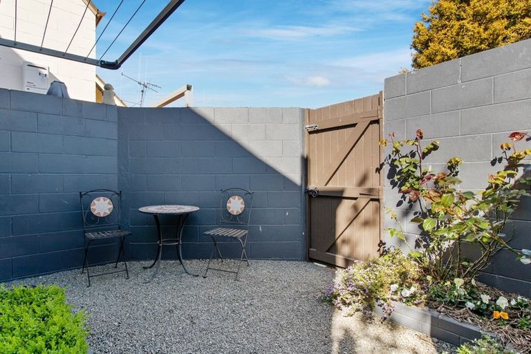 Photo of property in 4/2 Cross Street, Marchwiel, Timaru, 7910
