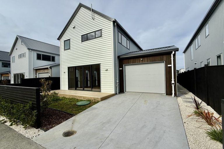 Photo of property in 77c Schoolside Road, Kumeu, 0810