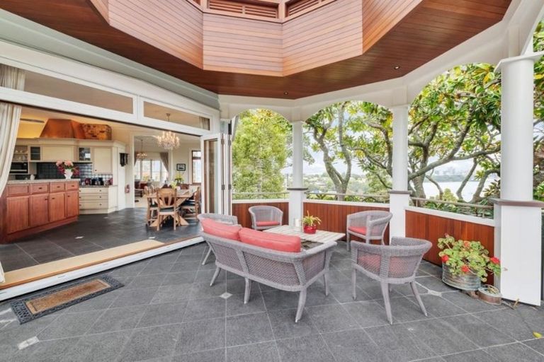 Photo of property in 49 Seaview Avenue, Northcote, Auckland, 0627