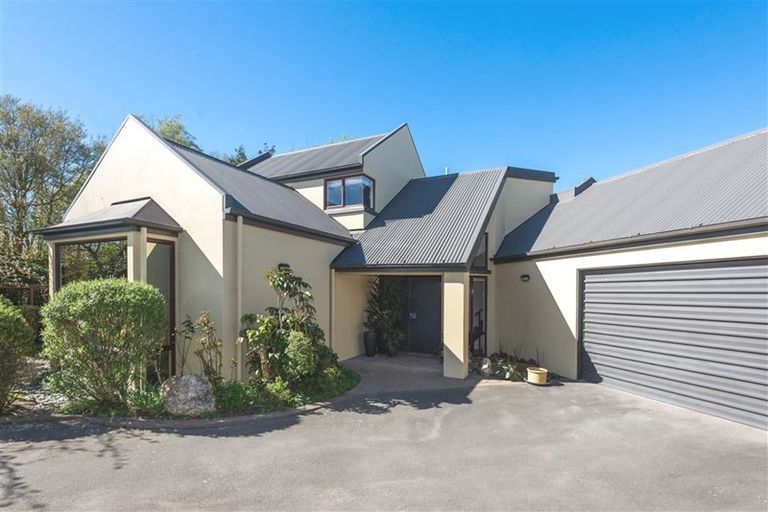 Photo of property in 25 Coates Place, Rangiora, 7400