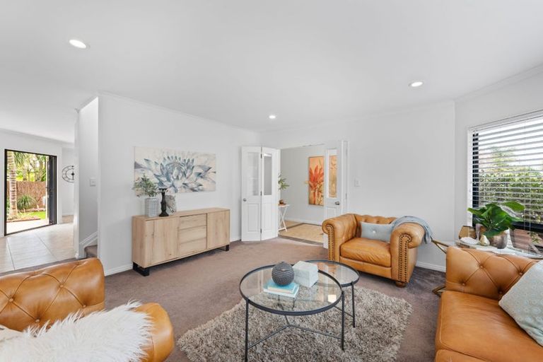 Photo of property in 26 Gunner Drive, Te Atatu Peninsula, Auckland, 0610