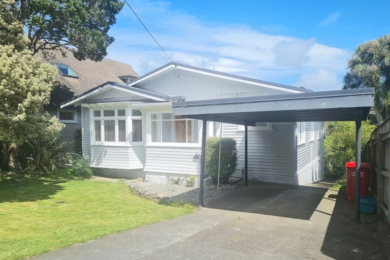 Photo of property in 4 Lochiel Road, Khandallah, Wellington, 6035