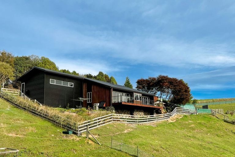 Photo of property in 98 Totara View Road, Wakefield, 7095