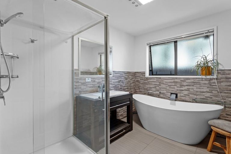 Photo of property in 43 Broadhaven Avenue, Parklands, Christchurch, 8083