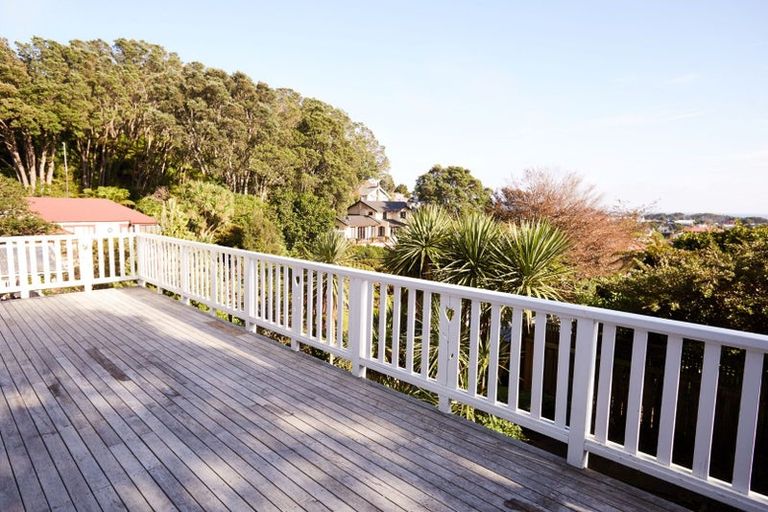 Photo of property in 12 Tamar Street, New Plymouth, 4310
