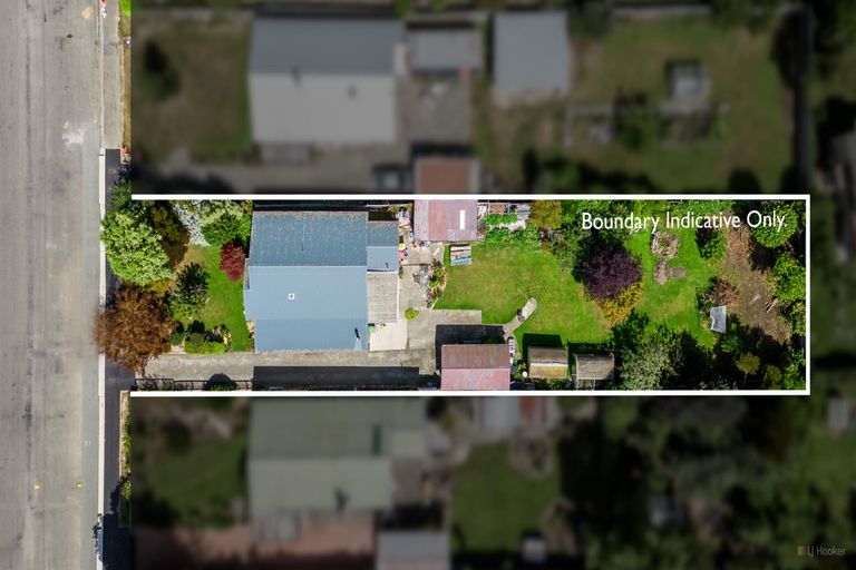 Photo of property in 70 Rhodes Street, Waimate, 7924